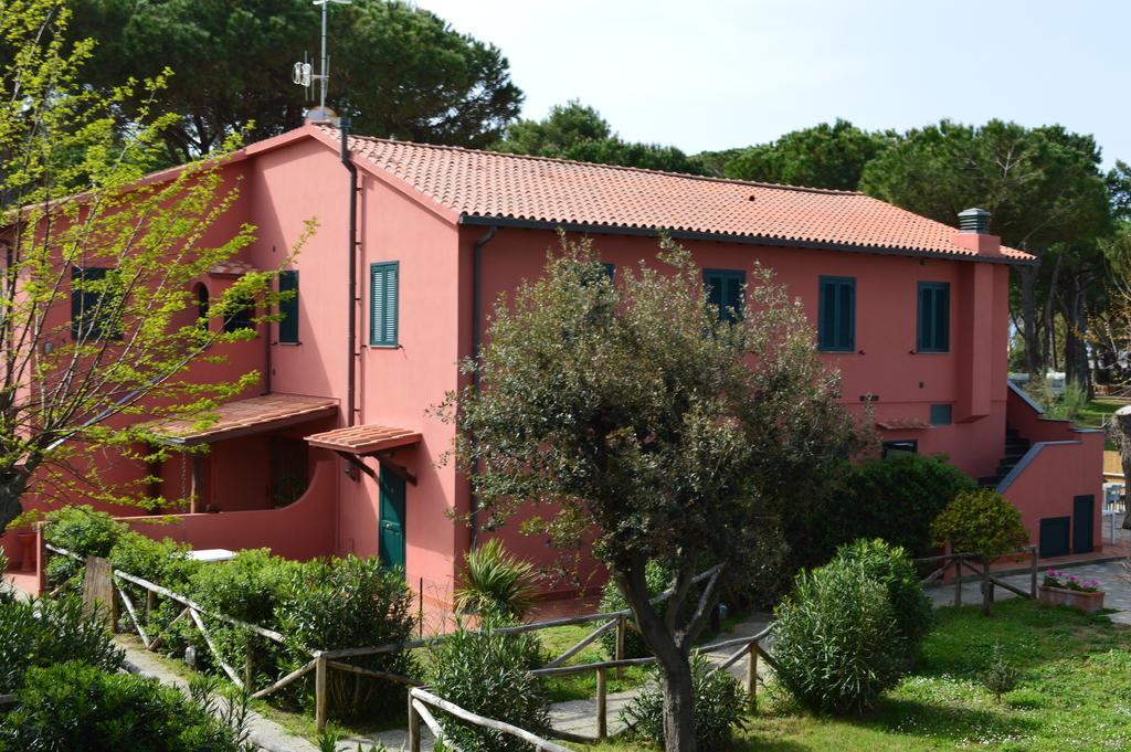 Camping Village Bocche D'Albegna Albinia Exterior foto
